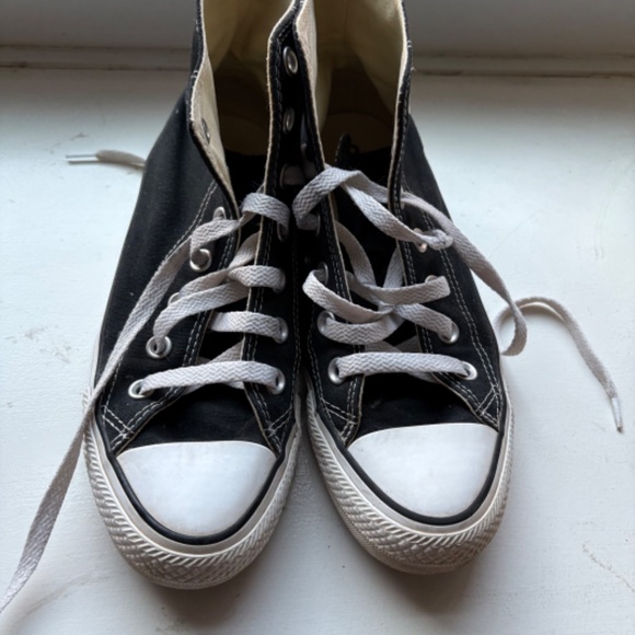 Chuck Taylor Converse All Star in size 7 - Picture 5 of 5